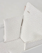 Load image into Gallery viewer, 100% organic cotton (GOTS) Nuun highchair cushion in pink polka dots - image 5
