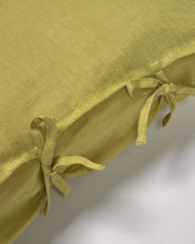 Load image into Gallery viewer, Tazu 100% linen cushion cover in green 45 x 45 cm - image 3