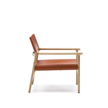 Load image into Gallery viewer, Jan armchair made of light brown recycled leather fibres and FSC 100% solid ash wood with natural tone finish - image 3