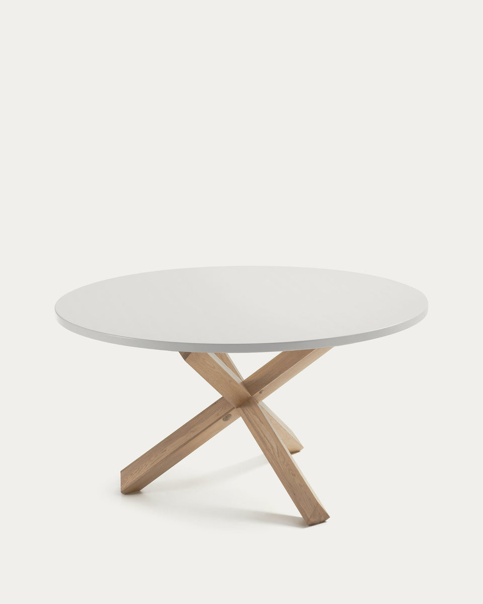 Lotus table in white with solid oak legs, Ø 135 cm – Browsers Experience