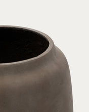 Load image into Gallery viewer, Lira terracotta-effect planter Ø53cm - image 4