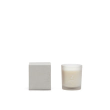 Load image into Gallery viewer, 170g Sweet Vanilla scented candle - image 2