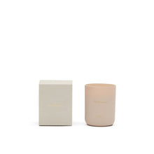 Load image into Gallery viewer, 220g The Essence scented candle - image 2