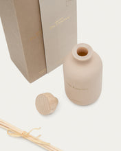 Load image into Gallery viewer, 100ml The Essence fragrance reed diffuser - image 5