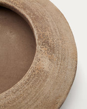 Load image into Gallery viewer, Rivor terracotta planter with natural finish Ø 36cm - image 4