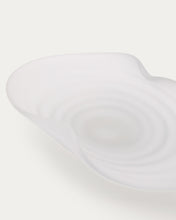 Load image into Gallery viewer, Ondaro frosted glass centrepiece 11cm - image 5