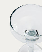 Load image into Gallery viewer, Vinea wine glass made of recycled glass - image 7