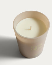 Load image into Gallery viewer, Bright Citrus citronella scented candle 200g - image 4
