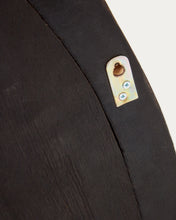 Load image into Gallery viewer, Magrit mirror in solid mungur wood with a black finish Ø 60 x 110 cm - image 7