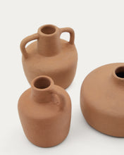 Load image into Gallery viewer, Sofra set of 3 terracotta vases, 6 cm / 7 cm / 10 cm - image 4