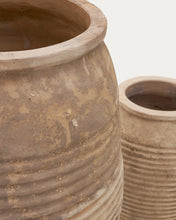 Load image into Gallery viewer, Llonga set of 2 terracotta planters with natural finish Ø 54 / 32 cm - image 5