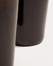 Load image into Gallery viewer, Rotja set of 3 terracotta planters with glazed garnet finish Ø 26 / 35 / 47 cm - image 4