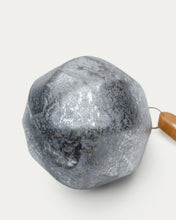 Load image into Gallery viewer, Blama set of 2 Christmas baubles made of silver recycled glass, Ø 10 cm - image 4