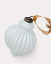 Load image into Gallery viewer, Irlo set of 2 Christmas baubles made of white recycled glass, Ø 10 cm - image 3