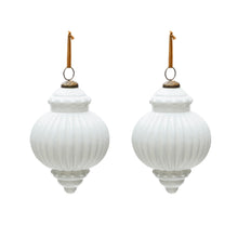 Load image into Gallery viewer, Irlo set of 2 Christmas baubles made of white recycled glass, Ø 13 cm