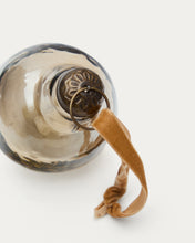 Load image into Gallery viewer, Piril set of 4 Christmas baubles made of brown recycled glass, Ø 6 cm - image 3