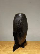 Load image into Gallery viewer, Abstract Vase