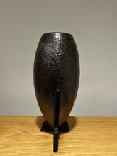 Load image into Gallery viewer, Abstract Vase