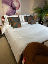 Load image into Gallery viewer, Super King Wooden Bed