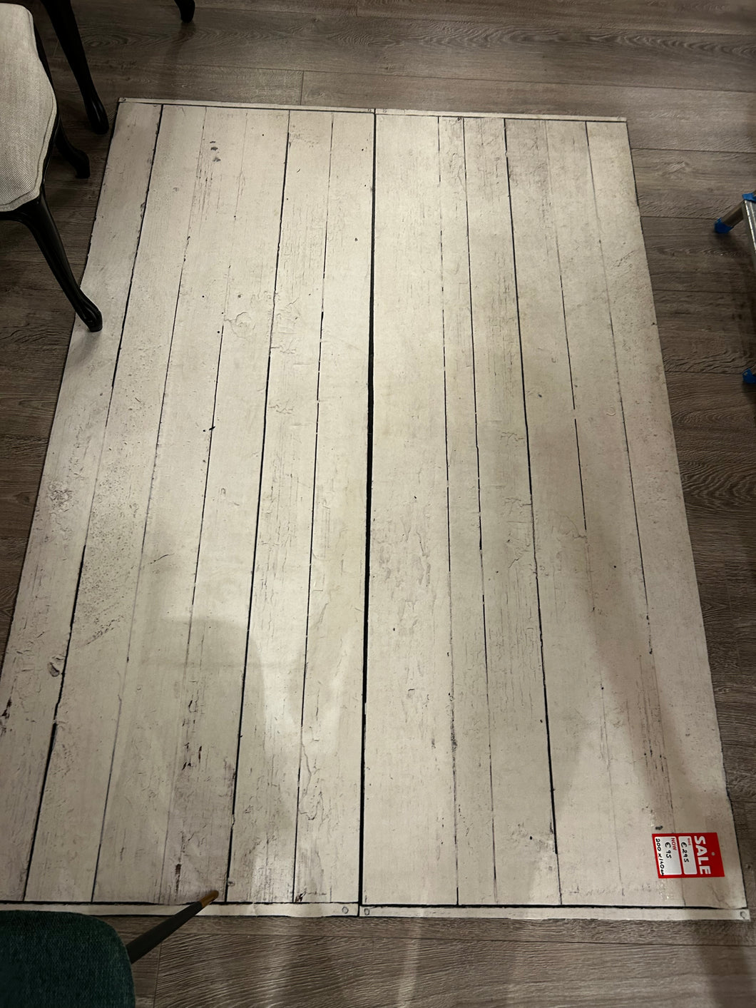Beija Flor Vinyl Rug