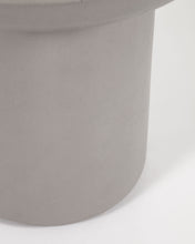Load image into Gallery viewer, Taimi concrete round outdoor side table Ø 50 cm - image 11