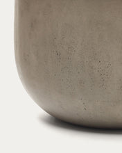 Load image into Gallery viewer, Garbet cement coffee table, Ø 60 cm - image 7