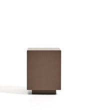 Load image into Gallery viewer, Rustella side table in brown concrete 35 x 35cm