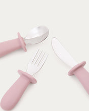 Load image into Gallery viewer, Lili knife, fork and spoon set in pink silicone - image 5