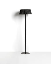 Load image into Gallery viewer, Aldet outdoor solar floor lamp in black flat rope cord with metal base Ø46cm