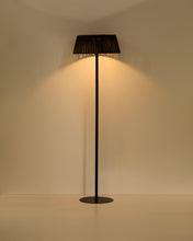 Load image into Gallery viewer, Aldet outdoor solar floor lamp in black flat rope cord with metal base Ø46cm - image 2
