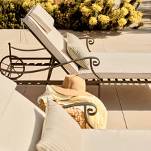 Load image into Gallery viewer, Cheltenham Sunlounger with Cushions