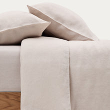 Load image into Gallery viewer, Simmel grey linen blend duvet and pillow cover set for 150 cm bed - image 2