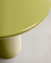 Load image into Gallery viewer, Albanella coffee table in cement with glossy green finish Ø65cm - image 6