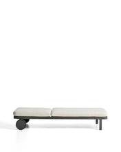 Load image into Gallery viewer, Kionia graphite aluminium sun lounger. - image 2