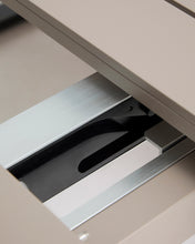 Load image into Gallery viewer, Izola extendable outdoor table in aluminium with taupe finish 185 (235) x 100 cm - image 15