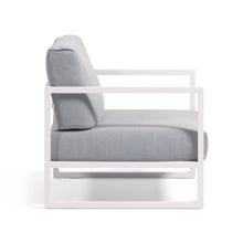 Load image into Gallery viewer, Comova 100% outdoor armchair in blue and white aluminium - image 4