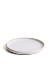 Load image into Gallery viewer, Uilo white ceramic plate