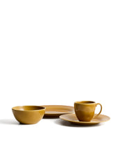 Load image into Gallery viewer, Selune yellow ceramic plate - image 4