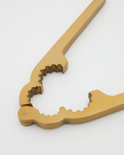 Load image into Gallery viewer, Blisk nutcracker made of gold-coloured stainless steel - image 4