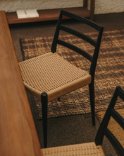 Load image into Gallery viewer, Analy Chair Black