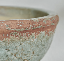 Load image into Gallery viewer, Broseley Footed Pot, Moss