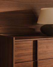 Load image into Gallery viewer, Onix Chest Of Drawers