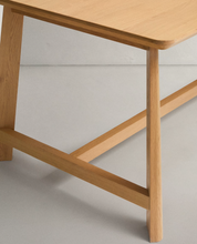 Load image into Gallery viewer, Idun Dining Table
