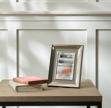 Load image into Gallery viewer, Porter Photo Frame
