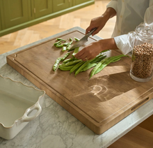 Load image into Gallery viewer, Orford Oak Chopping Board