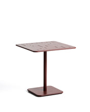 Load image into Gallery viewer, Brai outdoor table in burgundy galvanised steel 70 x 70cm - image 2