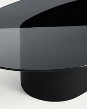 Load image into Gallery viewer, Olir coffee table in tempered glass and black steel 140 x 80 cm - image 3