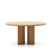 Load image into Gallery viewer, Nealy round table with an oak veneer in a natural finish, Ø 150 cm - image 7