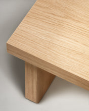 Load image into Gallery viewer, Oaq coffee table in oak wood veneer with natural finish, 89 x 62 cm FSC Mix Credit - image 9