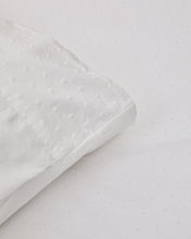 Load image into Gallery viewer, Atenie white duvet cover and pillowcase set, 100% cotton percale, plumeti detail, 180 cm bed - image 4